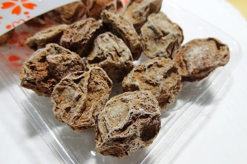 Dried preserved plums, one kind of crack seed.